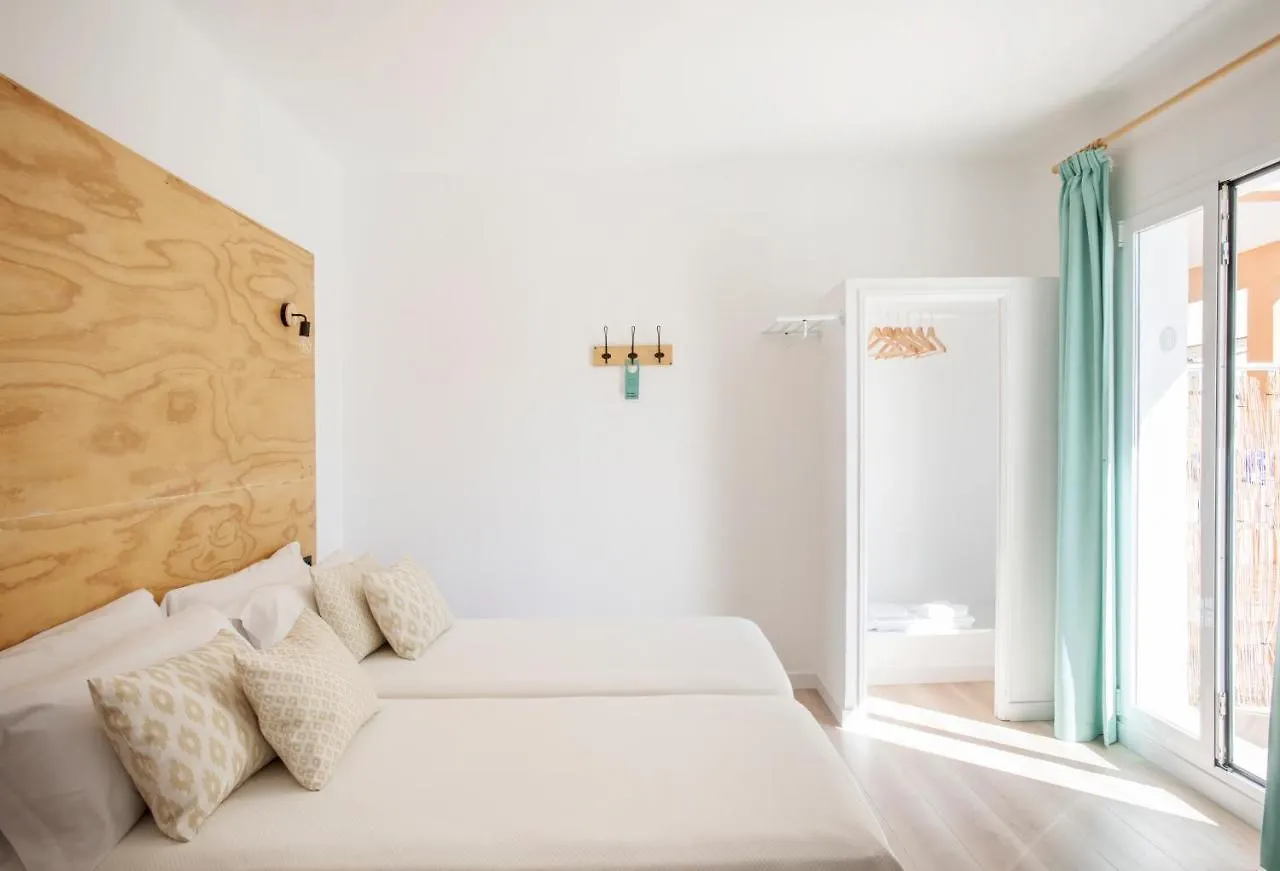 Forenna Hostel (Adults Only) El Arenal  0*, El Arenal (Mallorca) Spain
